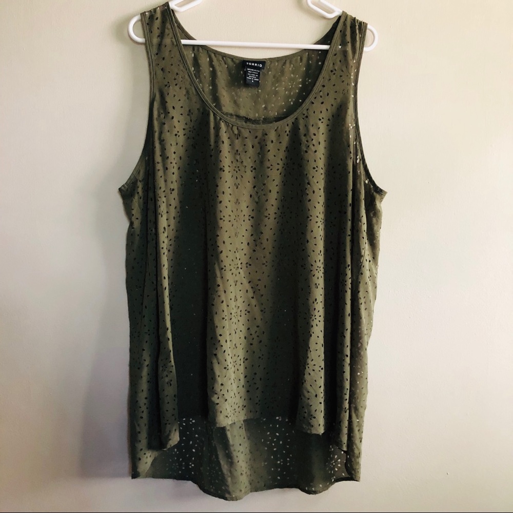 (4 for $30 🌸) Torrid Olive Green Distressed Top